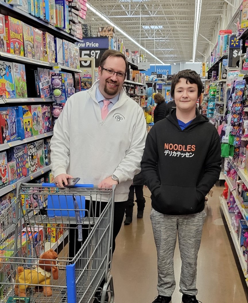 ‘Overwhelmingly generous’ Shop with a Cop a hit this Christmas season